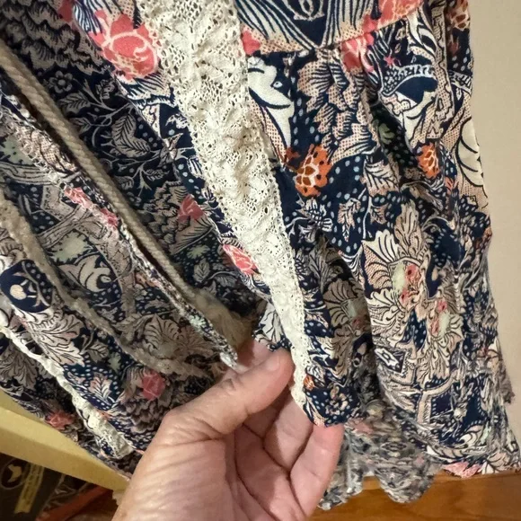 Umgee Navy and Cream Patterned Dress - Picture 7 of 8